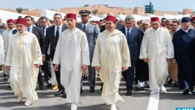 صورة تشييع جثمان الراحل عبد الواحد الراضي بحضور صاحب السمو الملكي ولي العهد الأمير مولاي الحسن وصاحب السمو الملكي الأمير مولاي رشيد 