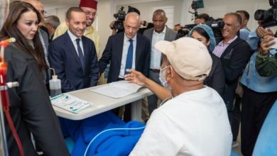 صورة إعطاء انطلاقة خدمات مركز جديد لتصفية الدم بالدار البيضاء.. بمناسبة ذكرى المسيرة الخضراء المظفرة