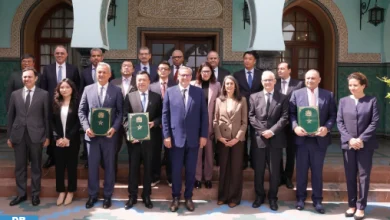 صورة المغرب.. يوقع اتفاقية استثمارية ضخمة مع مجموعة صينية لتعزيز قطاع النسيج