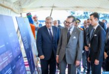 صورة جلالة الملك يعطي انطلاقة إحداث منصة المخزون والاحتياطات الأولية لجهة الرباط- سلا- القنيطرة.. تجسيد للنموذج المغربي في الصمود في مواجهة الكوارث