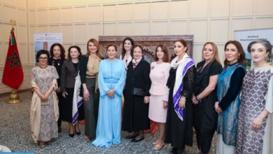 صورة صاحبة السمو الملكي الأميرة للا حسناء تقيم بباكو حفل شاي على شرف شخصيات نسائية أذربيجانية من عالم الثقافة والفنون
