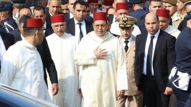 صورة تشييع جثمان الراحل عبد الحق المريني بحضور صاحب السمو الملكي الأمير مولاي رشيد