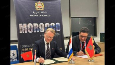 صورة في لندن ..المغرب وهولندا يوقعان مذكرة لتعزيز التعاون في مجال النقل البحري
