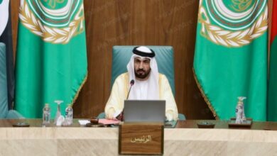 صورة رئيس البرلمان العربي ..يدين استهداف ناقلة إماراتية أثناء مرورها من مضيق هرمز