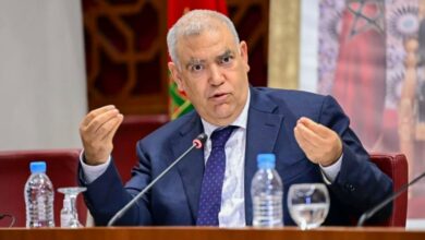 صورة استعداداً للانتخابات.. وزير الداخلية يجتمع بقادة الأحزاب الممثلة في البرلمان
