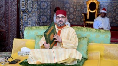 صورة أمير المؤمنين يترأس بالقصر الملكي بالرباط حفلا دينيا إحياء لليلة المولد النبوي الشريف