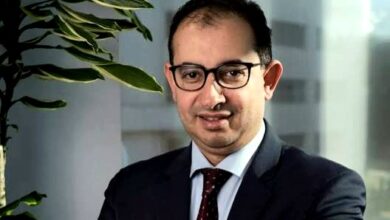 صورة ​بين ريادة الأعمال والذكاء الاصطناعي.. من هو جلال شرف الوزير الجديد للسياحة؟