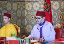 صورة جلالة الملك يترأس مجلسا وزاريا